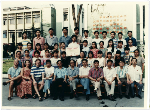 1995年93级英语班1班（四川省先进班集体）.
