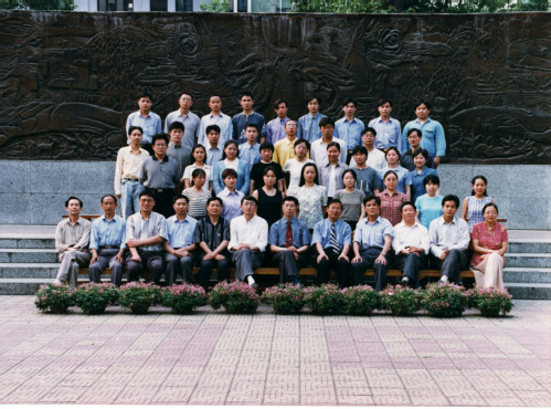 数学系二〇〇〇届一班毕业照